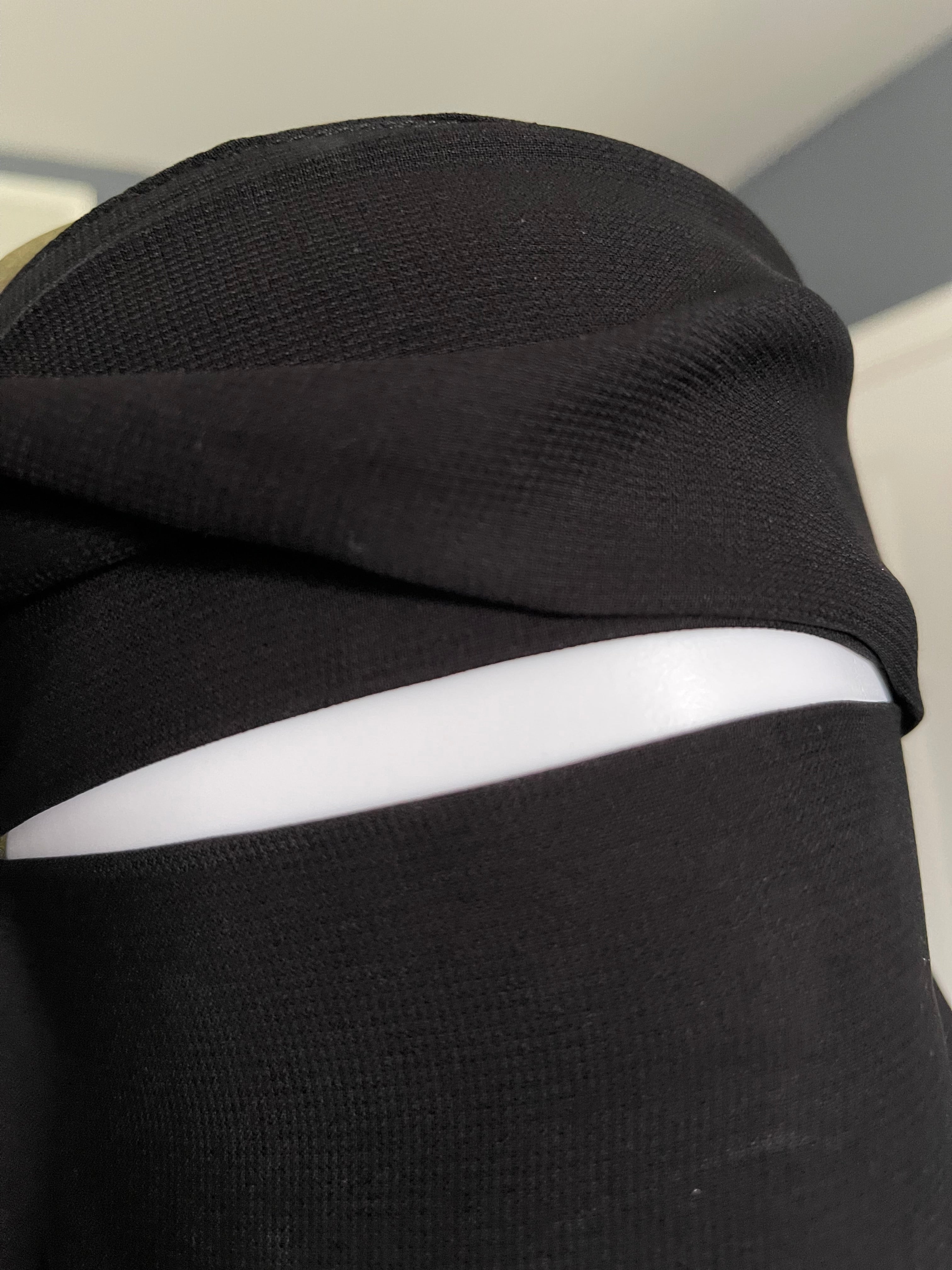 One layer flap niqab